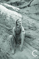 Rosie Huntington-Whitely photo #
