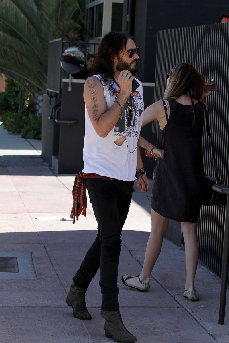 Russell Brand: pic #516231