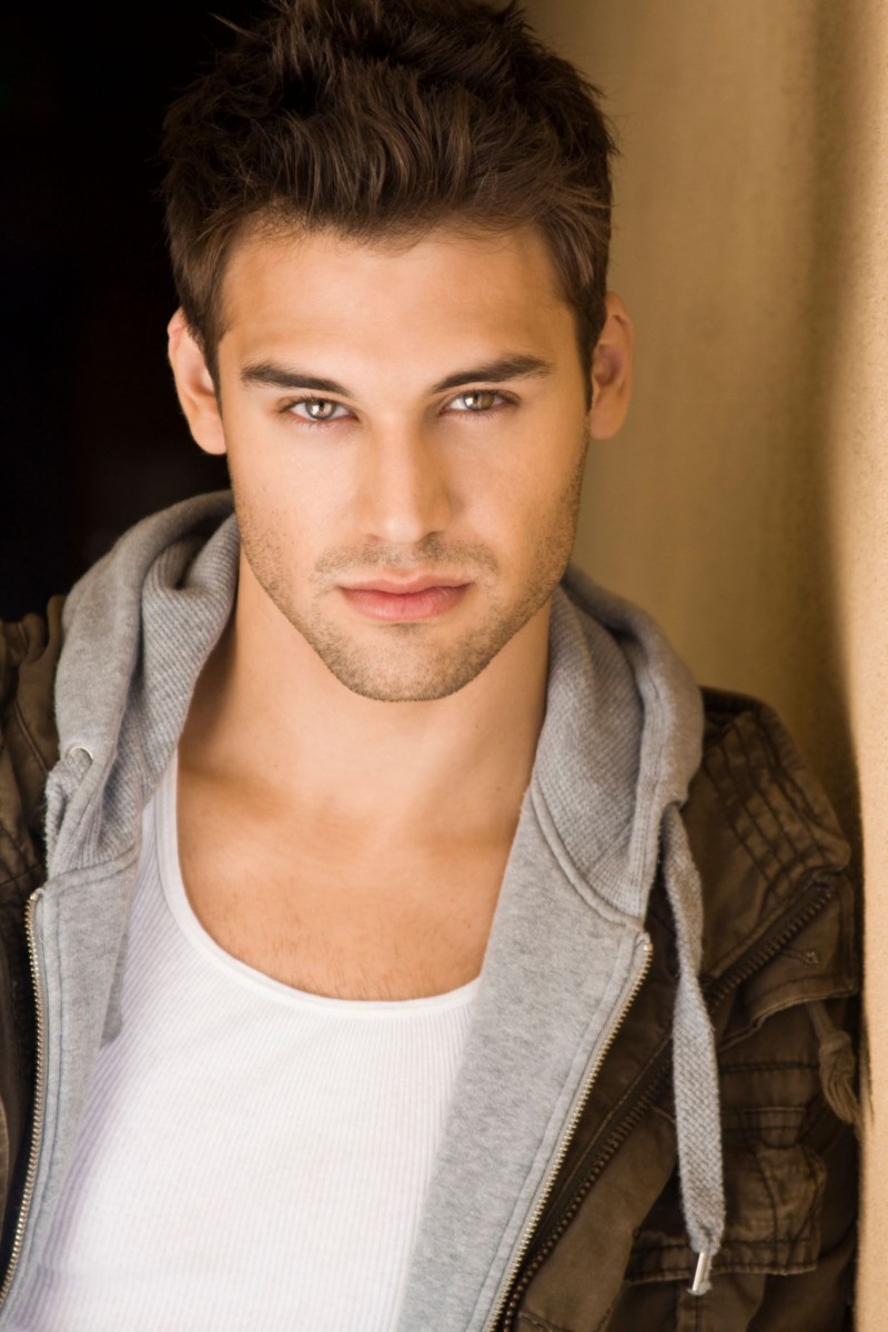 Ryan Guzman: pic #966028