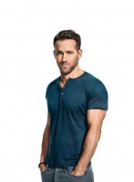 Ryan Reynolds photo #