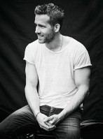 Ryan Reynolds photo #