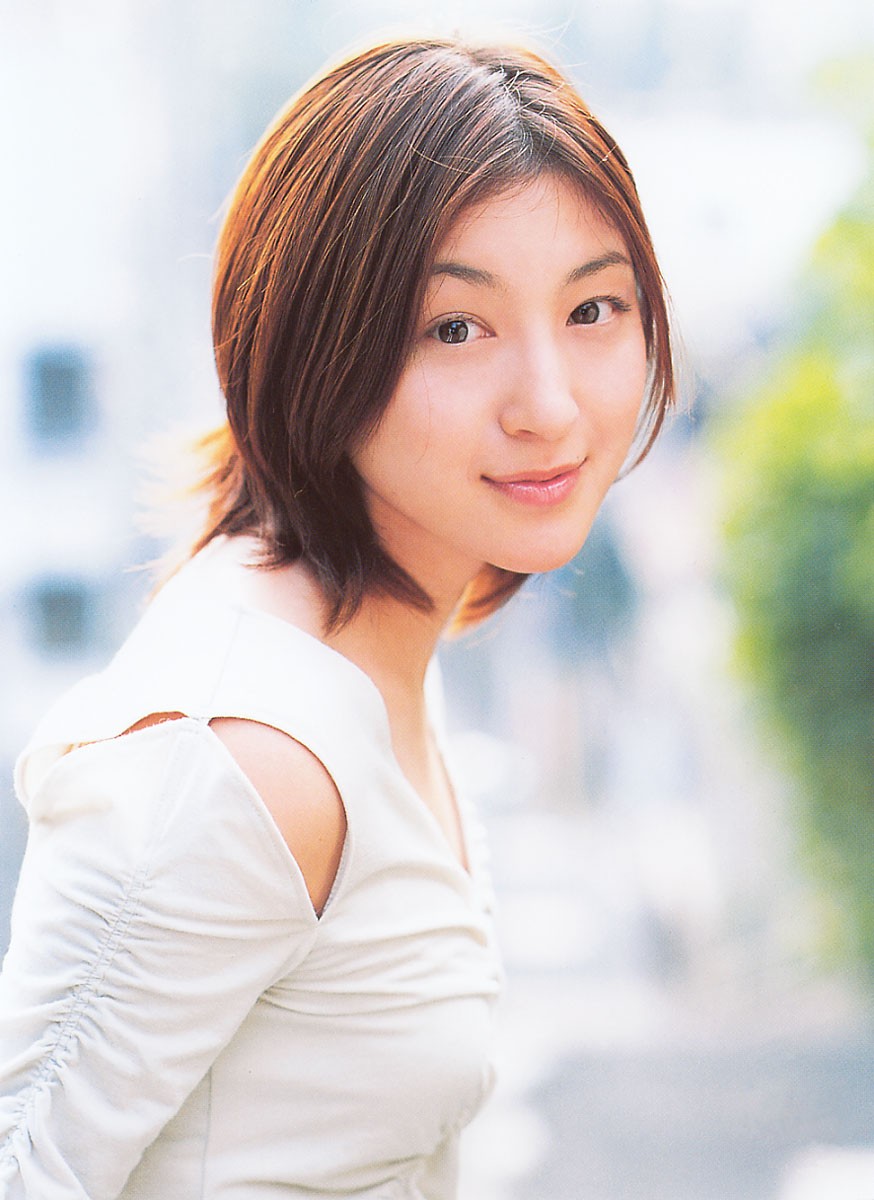 Ryoko Hirosue: pic #250426