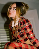 Sabrina Carpenter photo #