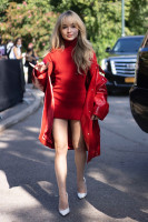 Sabrina Carpenter photo #