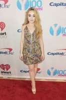 Sabrina Carpenter photo #