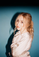 Sabrina Carpenter photo #
