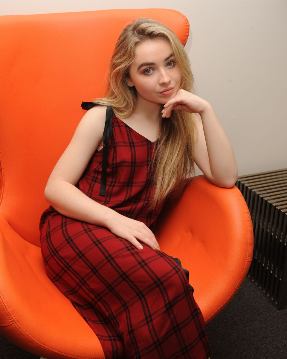 Sabrina Carpenter: pic #899049
