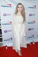 Sabrina Carpenter photo #