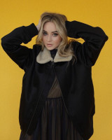 Sabrina Carpenter photo #