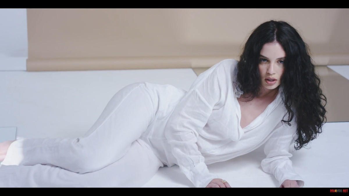 Sabrina Claudio: pic #1167739