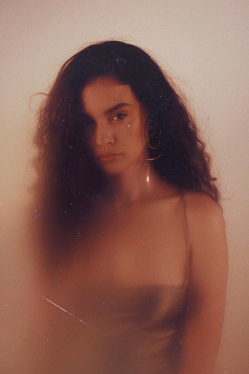 Sabrina Claudio: pic #1075226