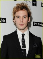 Sam Claflin photo #