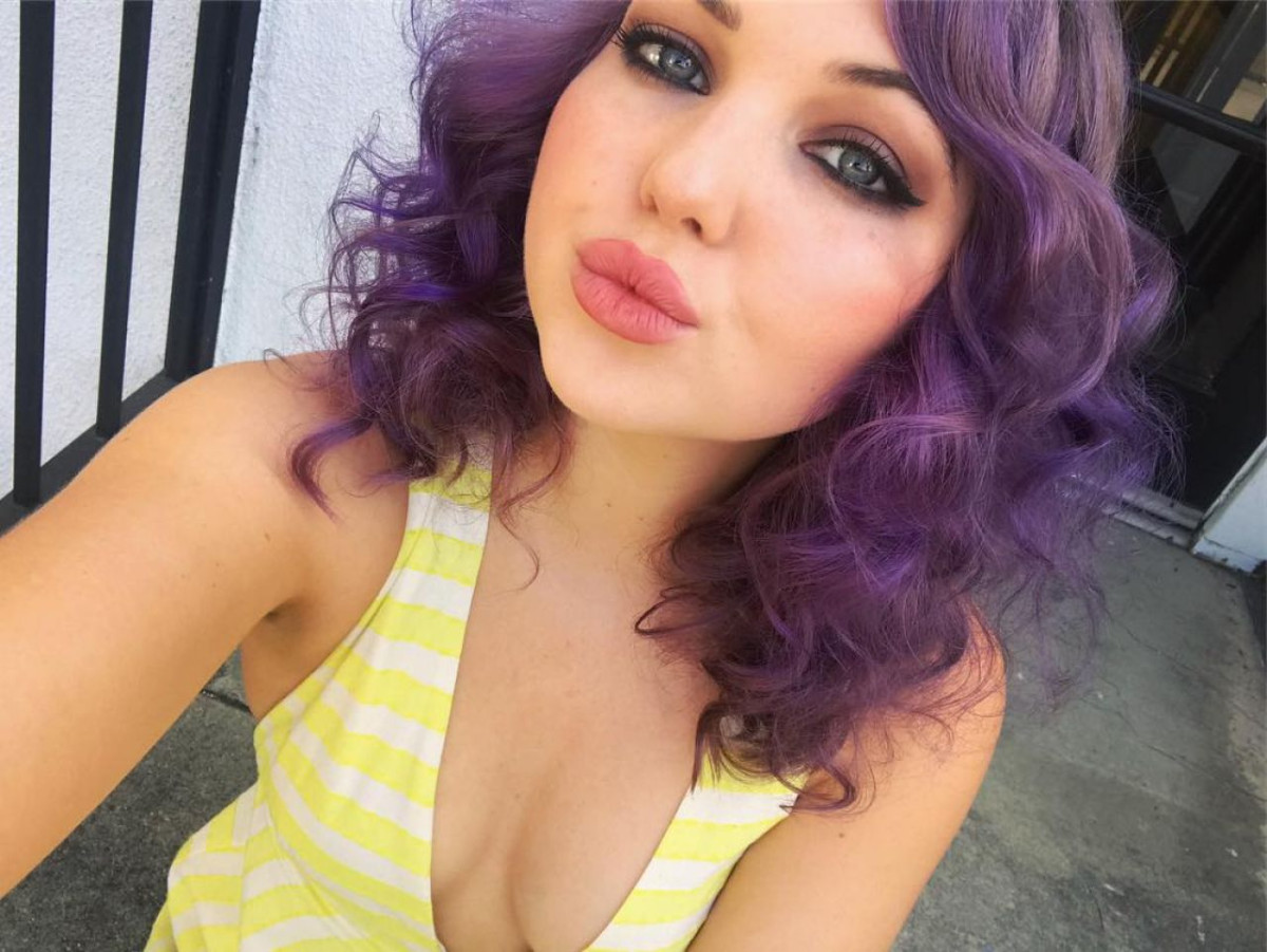 Sammi Hanratty: pic #1062106