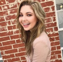 Sammi Hanratty photo #