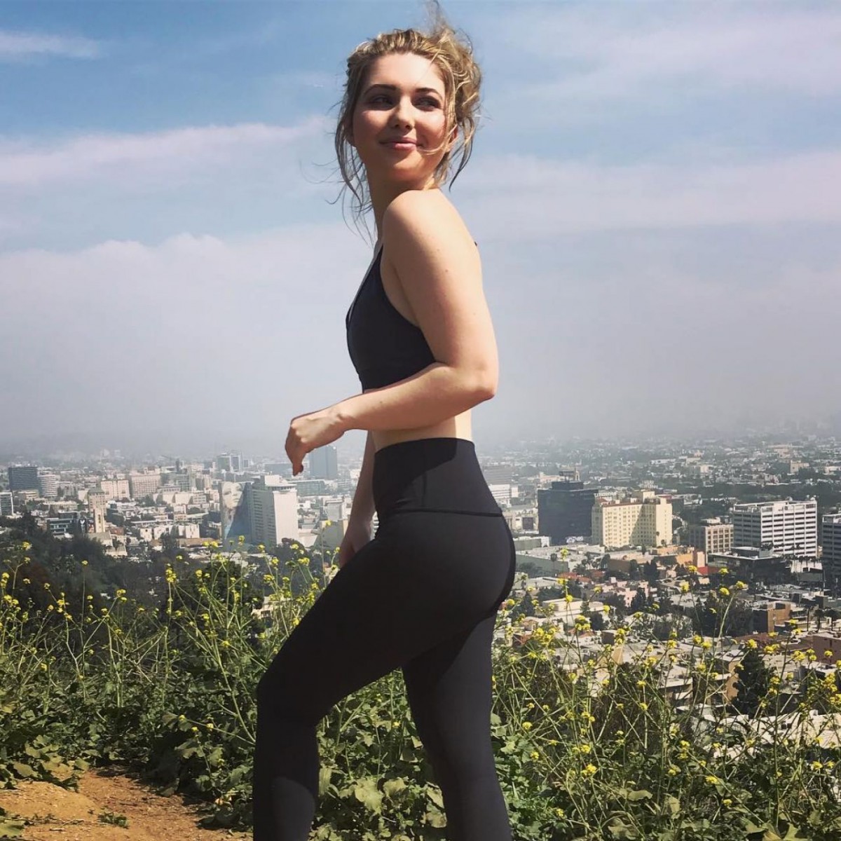 Sammi Hanratty: pic #1028118