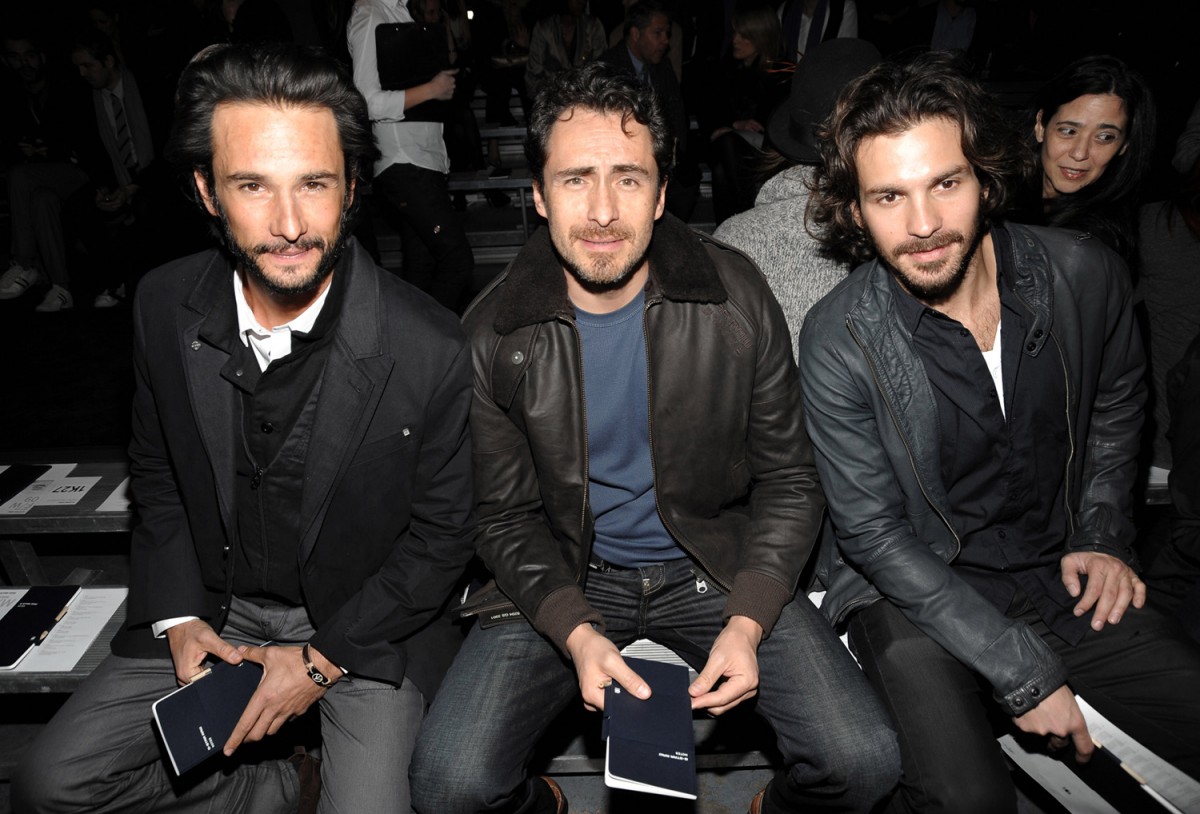 Santiago Cabrera: pic #257775