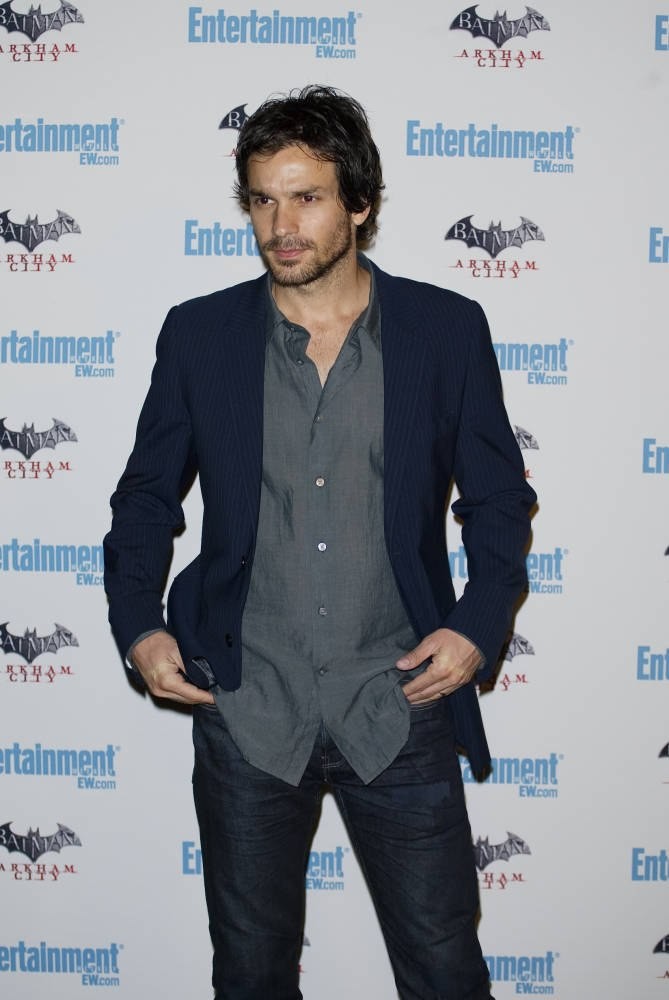 Santiago Cabrera: pic #596365