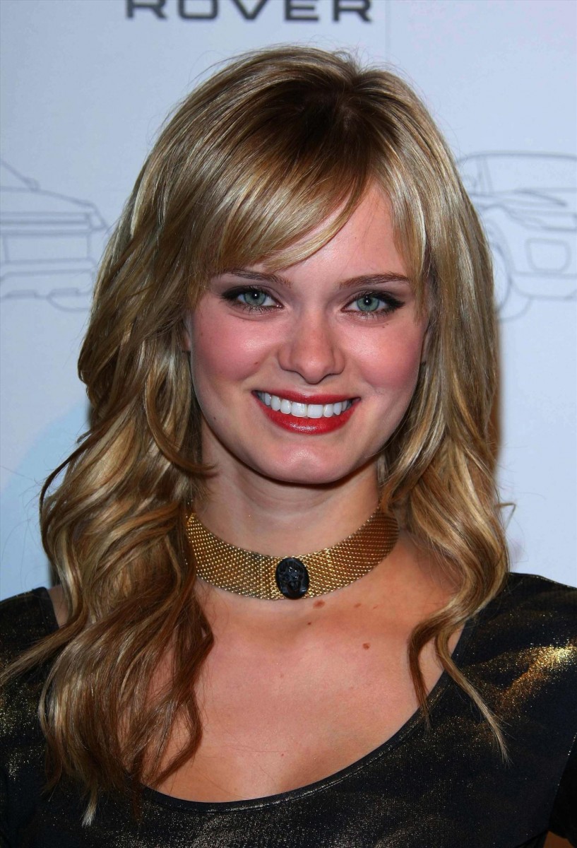 Sara Paxton: pic #306810