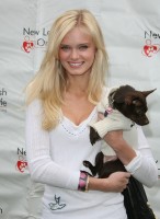 photo 18 in Sara Paxton gallery [id399127] 2011-08-29