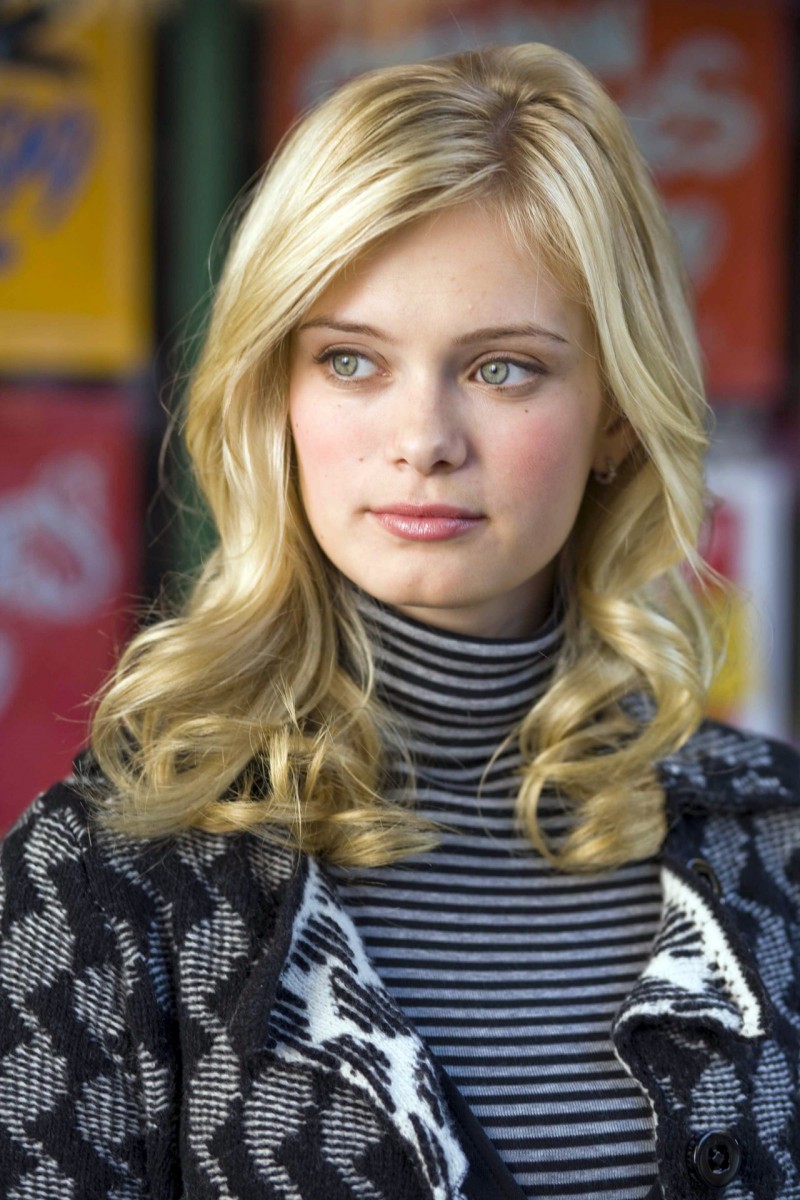 Sara Paxton: pic #191442