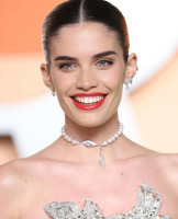 Sara Sampaio photo #