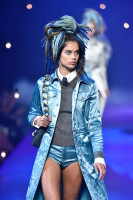 Sara Sampaio photo #