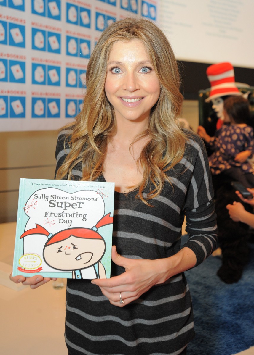 Sarah Chalke: pic #556411