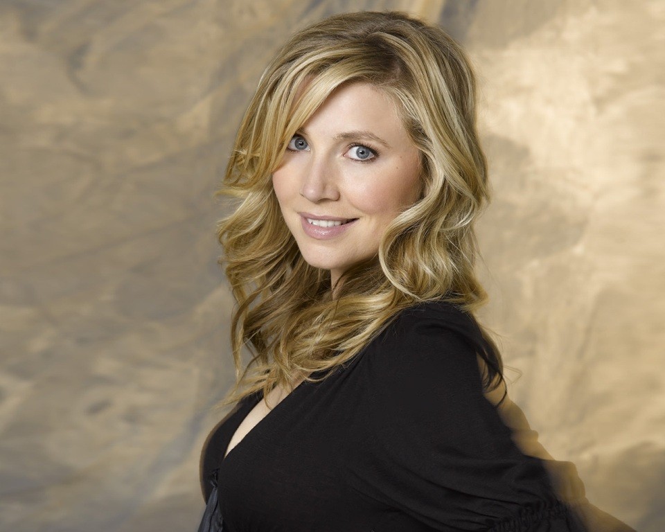 Sarah Chalke: pic #207554