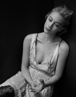 Sarah Gadon photo #