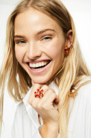 Sasha Luss photo #