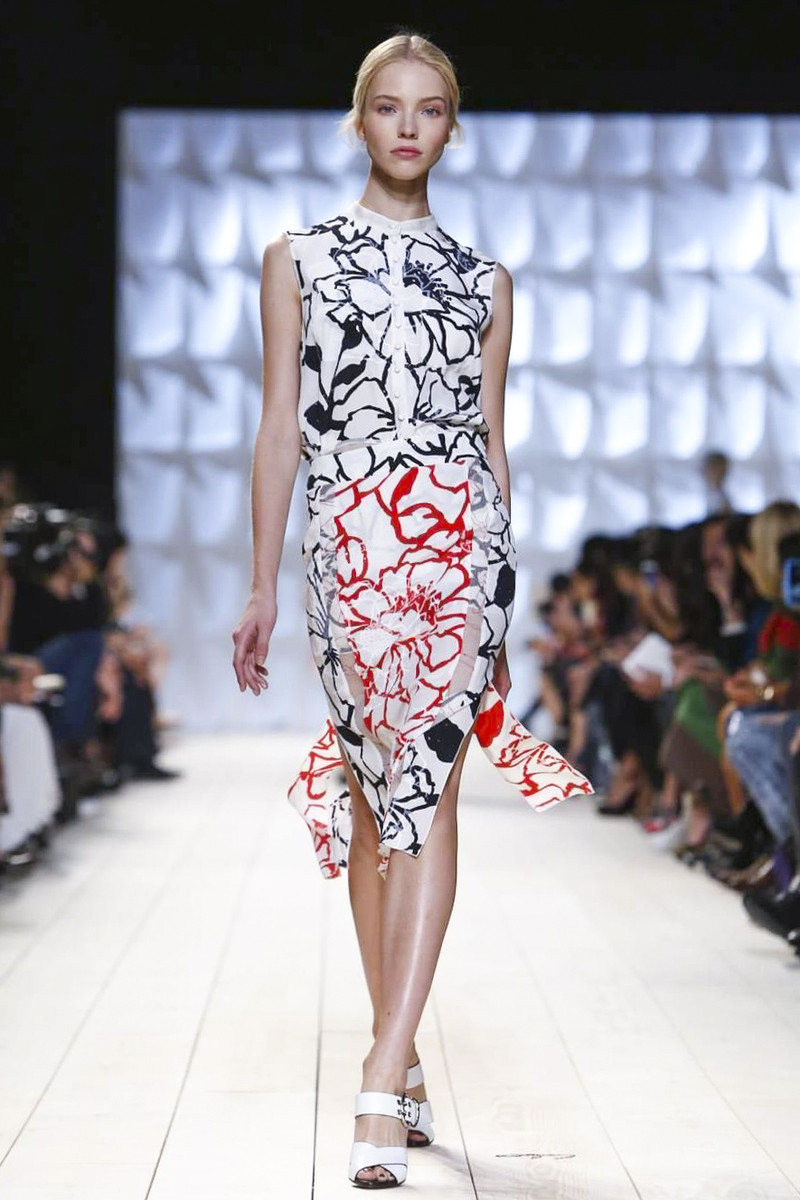 Sasha Luss: pic #1051131