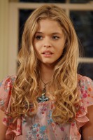 Sasha Pieterse photo #