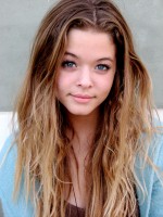 Sasha Pieterse photo #