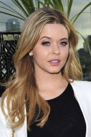 Sasha Pieterse photo #