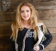 Saxon Sharbino photo #
