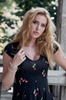 Saxon Sharbino photo #