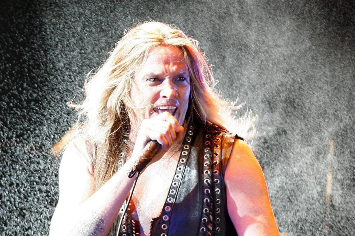 Sebastian Bach: pic #425765