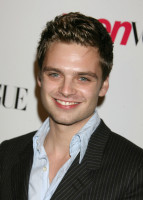 Sebastian Stan pic #827972