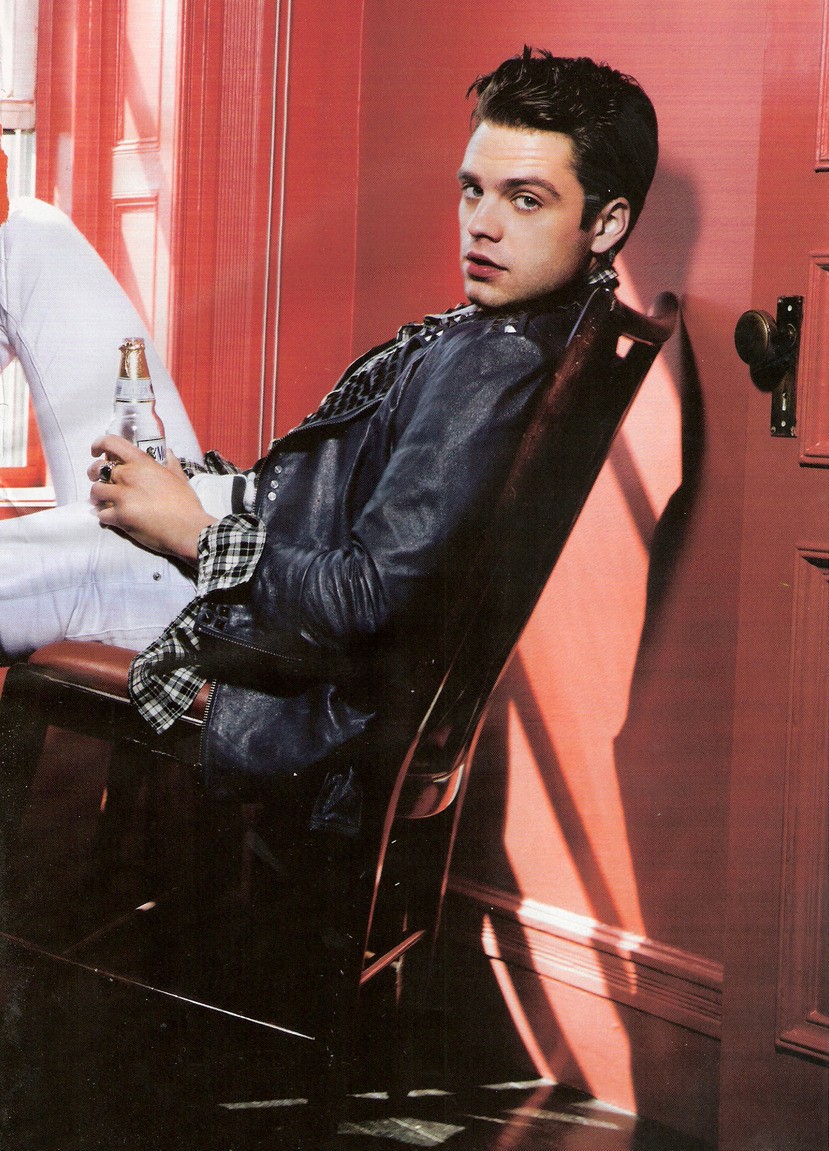 Sebastian Stan: pic #390123