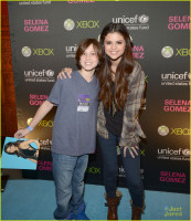 Selena Gomez photo #