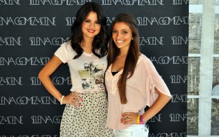 Selena Gomez photo #