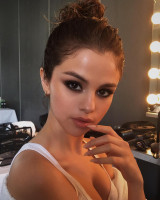 Selena Gomez photo #