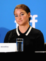 Shailene Woodley photo #