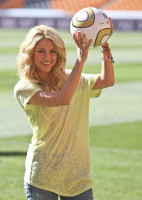 Shakira Mebarak photo #