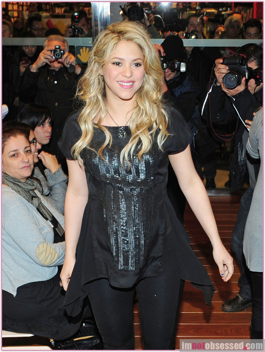 Shakira Mebarak: pic #574543