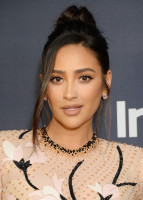 photo 3 in Shay Mitchell gallery [id1229682] 2020-08-28