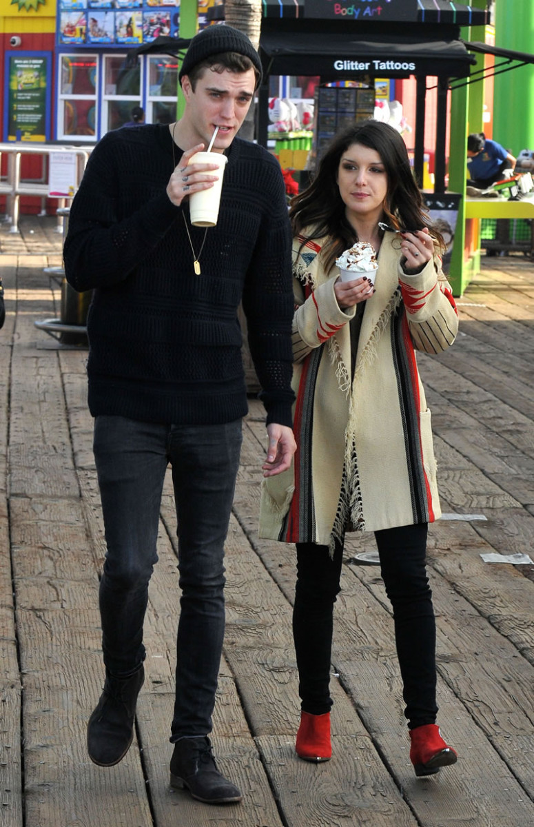 Shenae Grimes: pic #561045