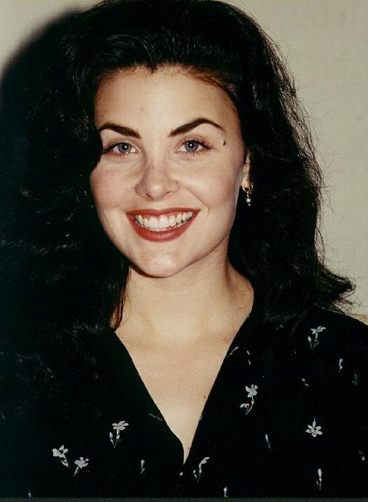 Sherilyn Fenn: pic #222483