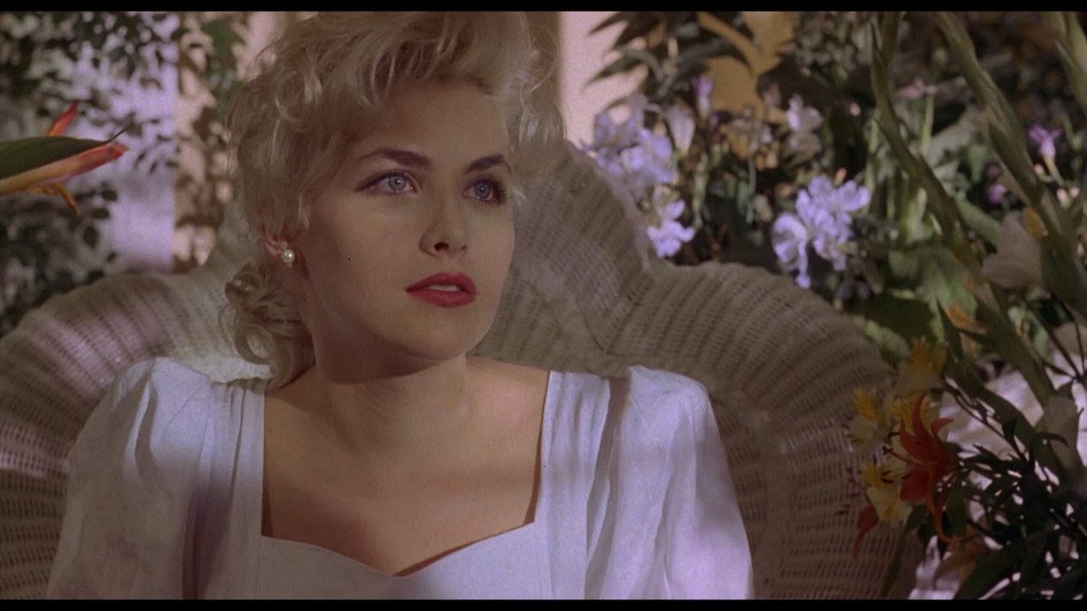 Sherilyn Fenn: pic #1316218