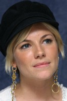 Sienna Miller photo #